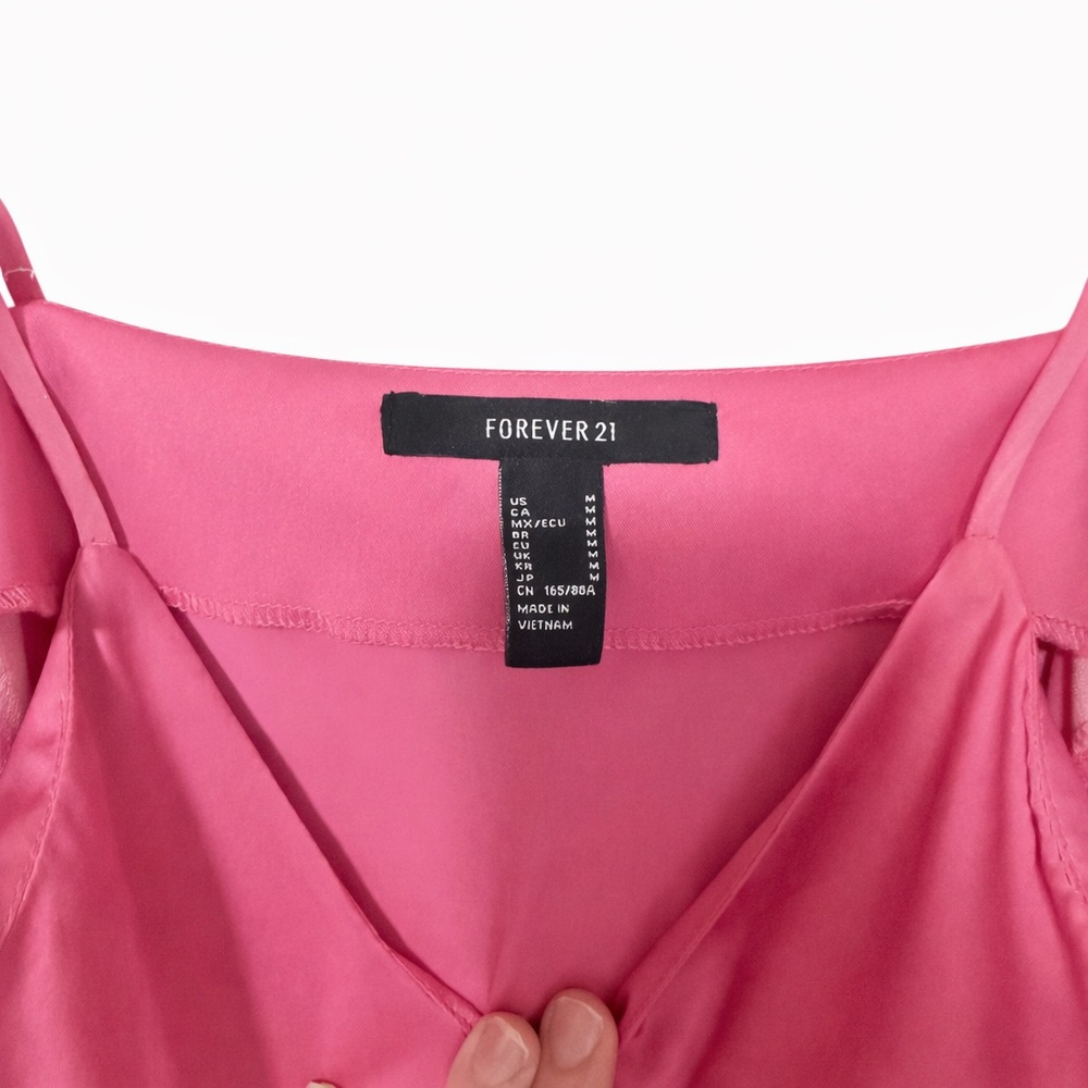 💖 Forever 21 Barbie Pink Slip Dress – Y2K, fairy vibe 💖 - Picture 4 of 5